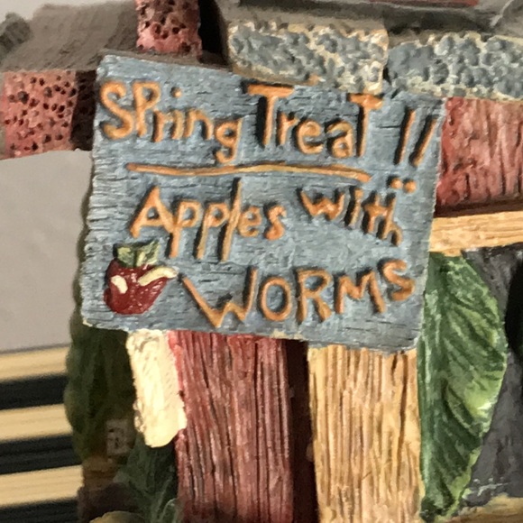 Magpie Market Home Décor - Picture 10 of 15